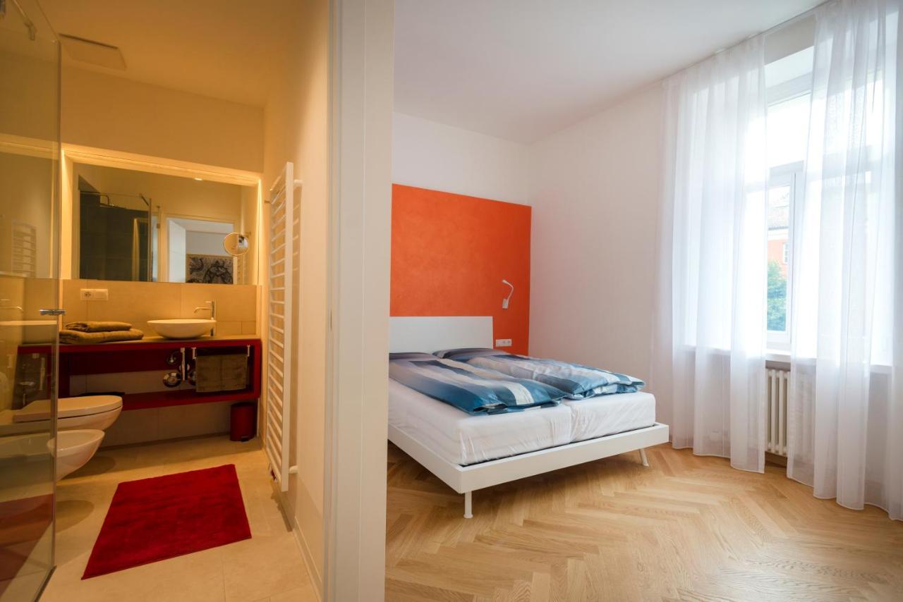 App110 * Meran