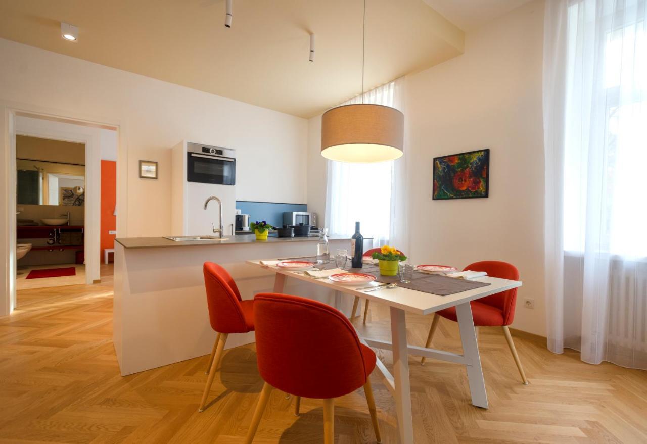 App110 Apartment